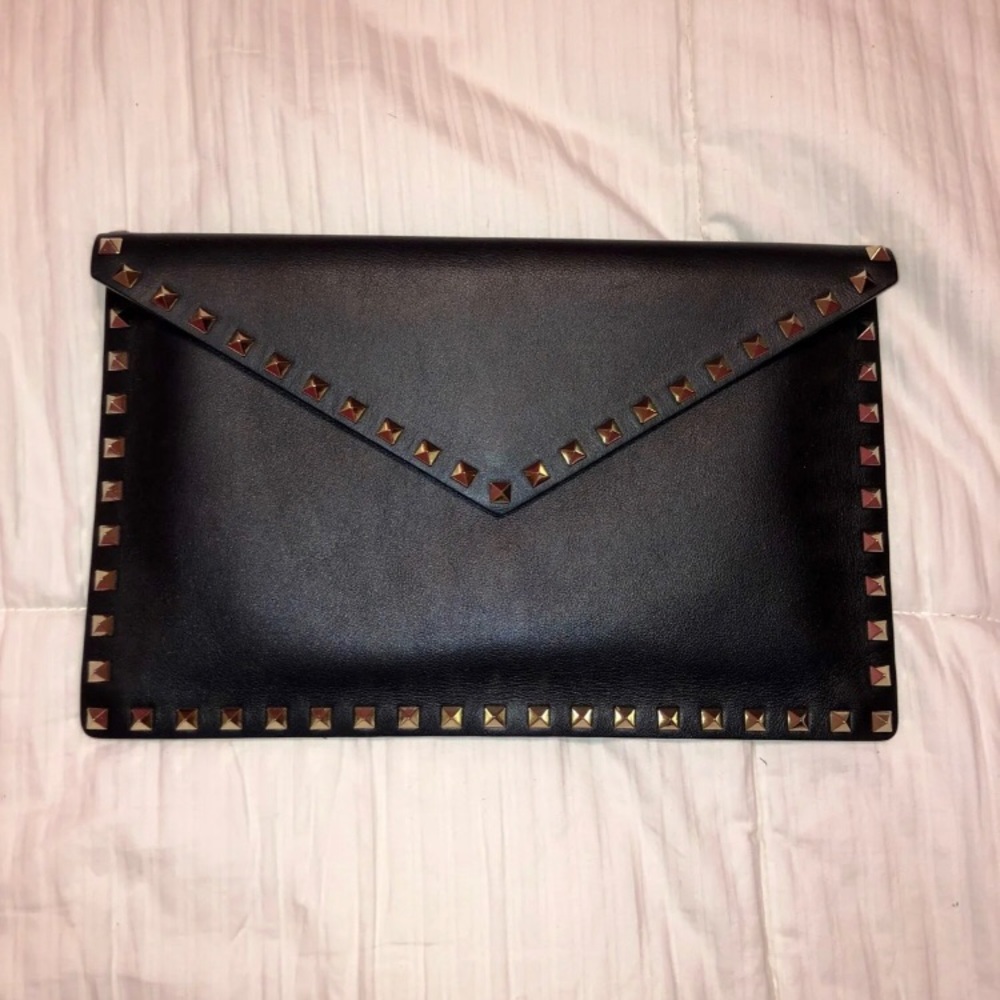 Sold💕Valentino Clutch